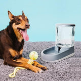 Treats™ | Ensemble automatique de distributeurs de nourriture et d'eau pour animaux de compagnie
