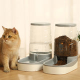 Treats™ | Ensemble automatique de distributeurs de nourriture et d'eau pour animaux de compagnie